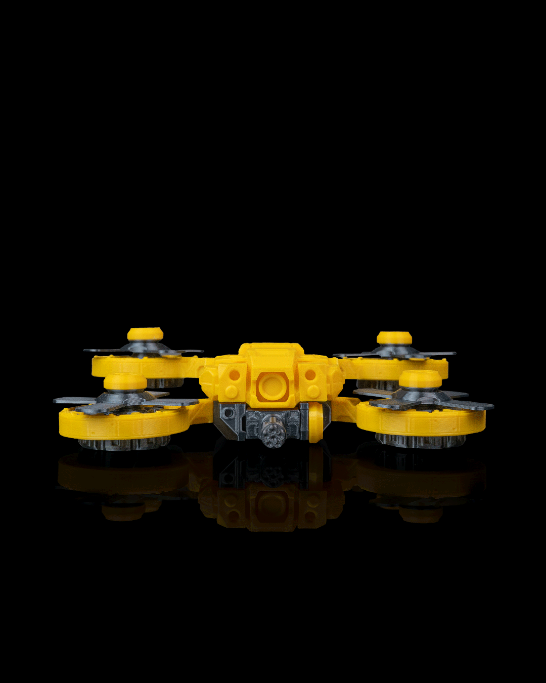 Hornet — trasera