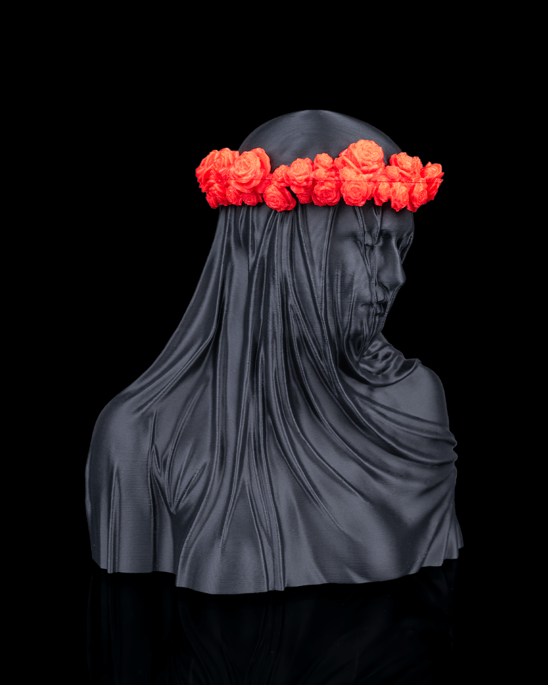 Veil of Silence Statue — vista lateral