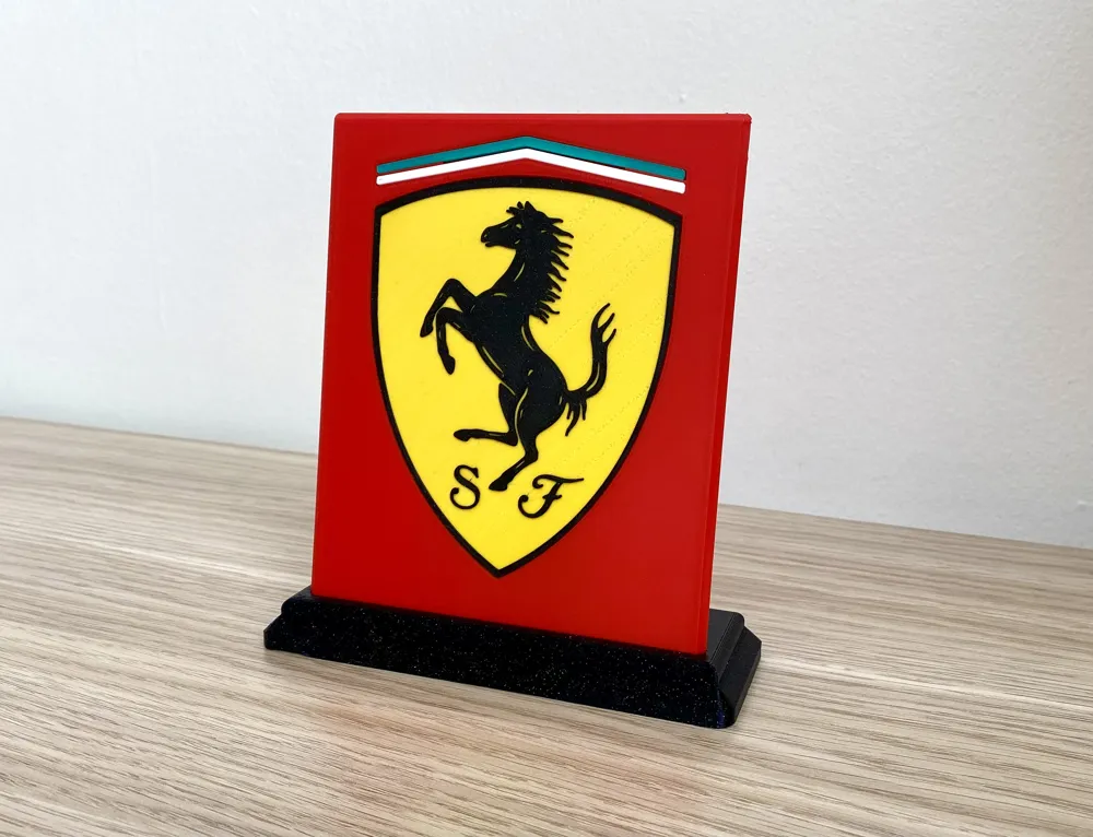Escudo Clásico Ferrari