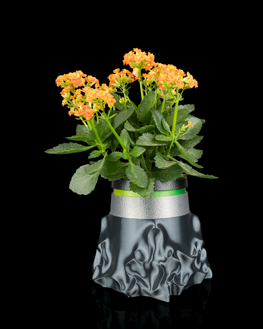 Bioforge Planter — textura de puntas en detalle